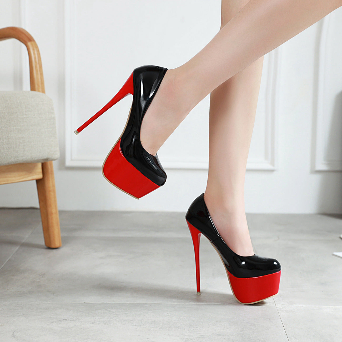 High heels shoes